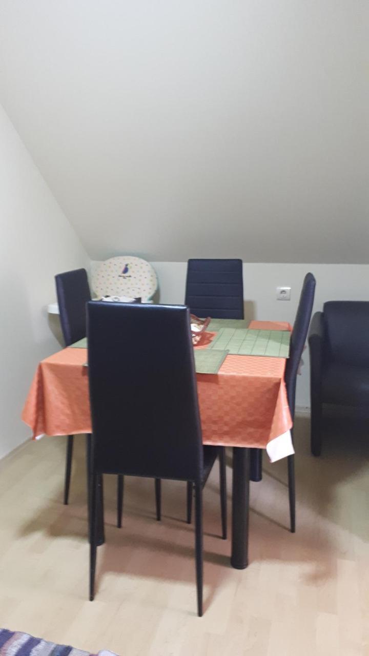 Ruttkai Vendégház Székesfehérvár Exterior foto